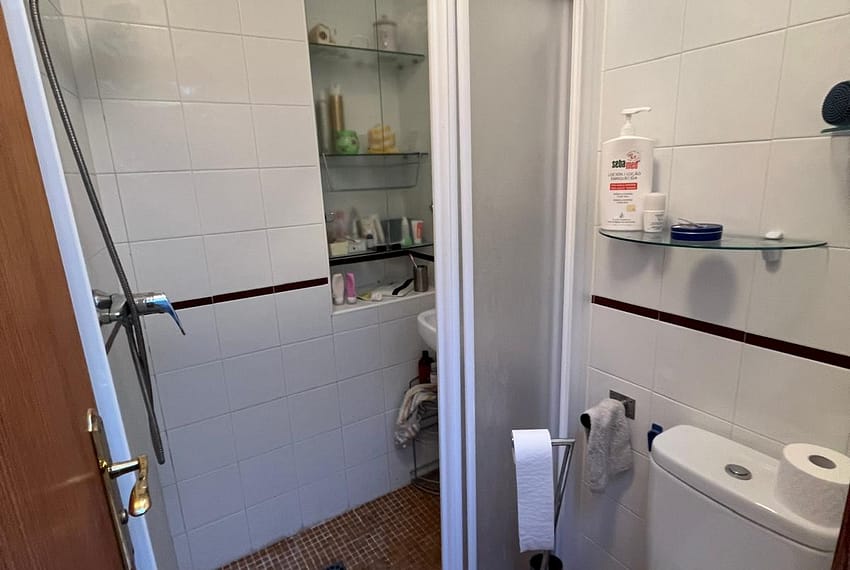 e4a46899-3f23-424f-a7a1-4603aea1146e