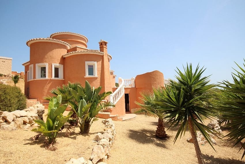 Villa for Sale in Spain