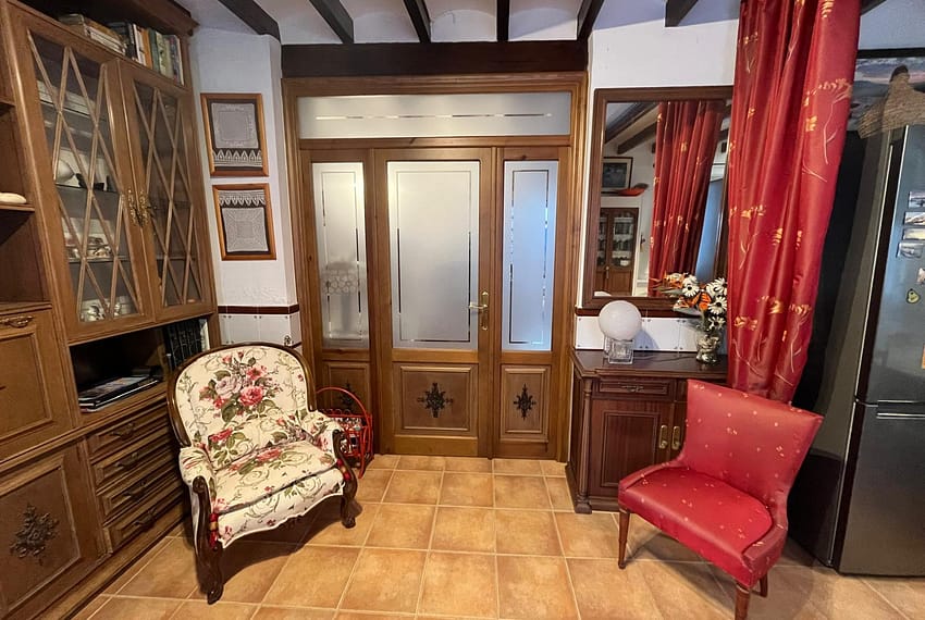 f20fc6df-b8a0-46cb-a189-4ae285fe7661