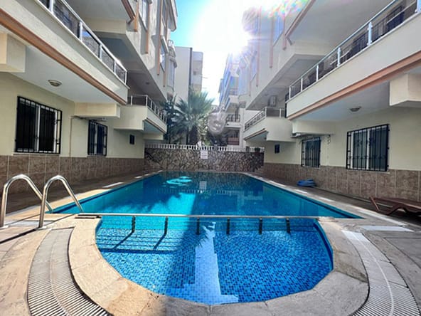 Sun 4 Apartment in Altinkum