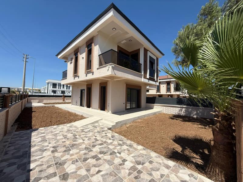 Exclusive Villas in Altinkum