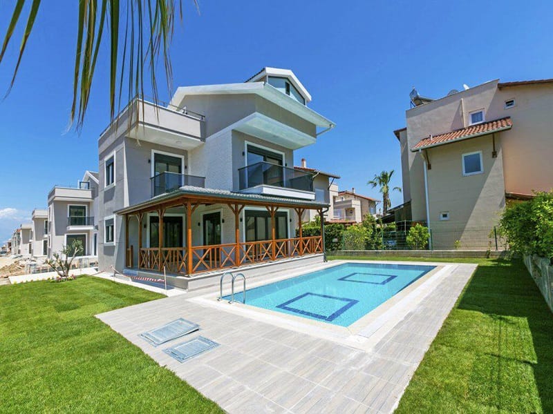 Detached Villas in Belek