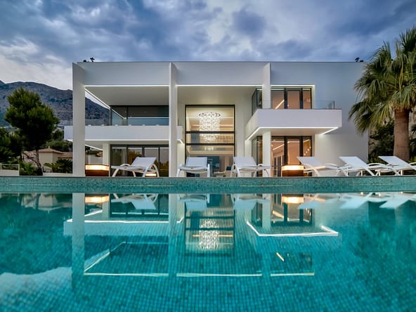 Magnificent 7 Bed Villa in Altea