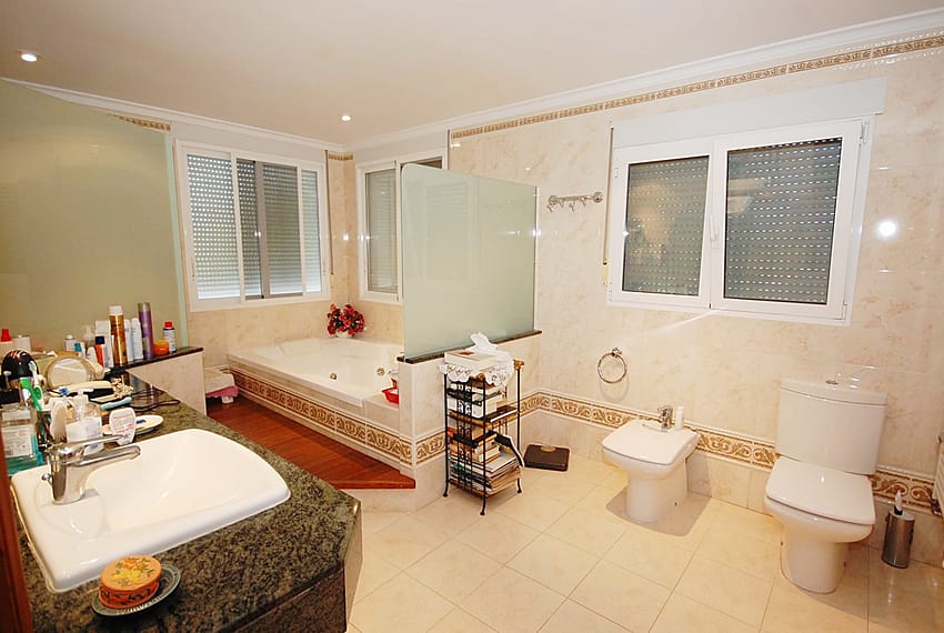 Bathroom : Prestigio 5 habitaciones Villa PARA VENTA en Javea Castellans