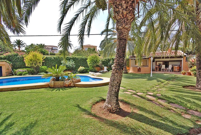 Flat plot : Prestigio 5 habitaciones Villa PARA VENTA en Javea Castellans