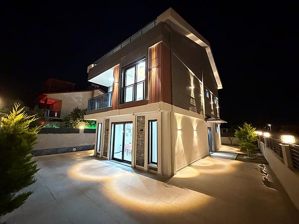 Akbuk Modern Detached Villa