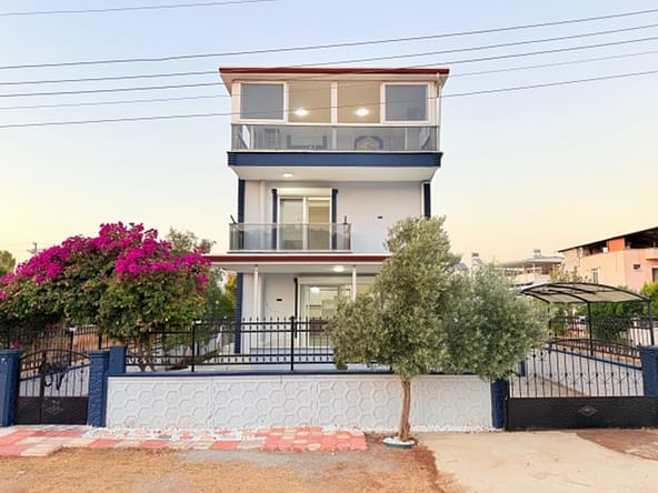 Detached Villa near Mavisher