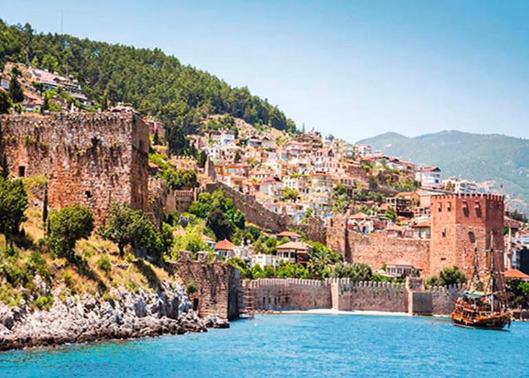 Visitors drawn to Antalya's Museums