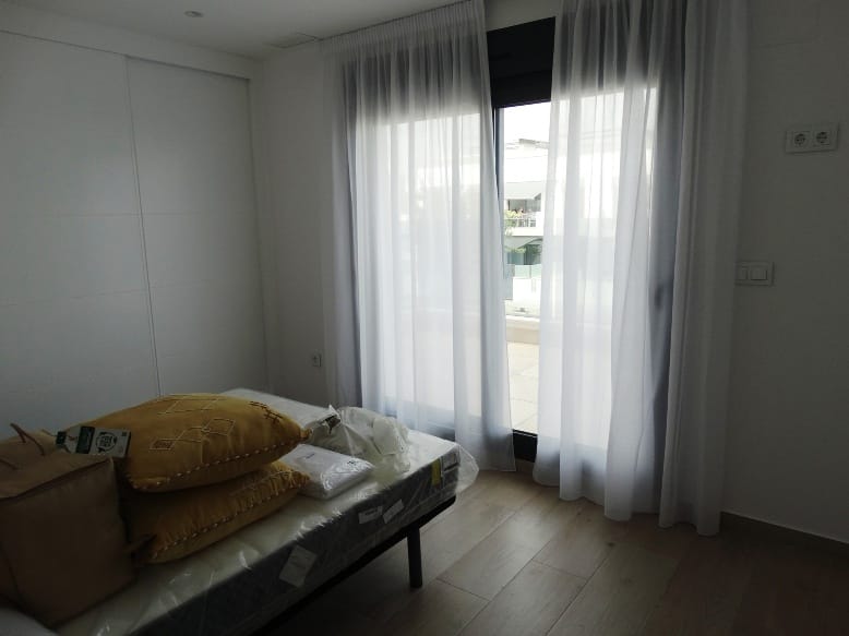 hh83957554-01-image-24