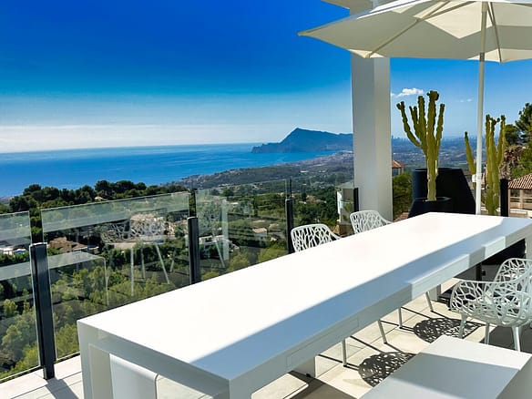 Stunning Sea View Villa in Altea