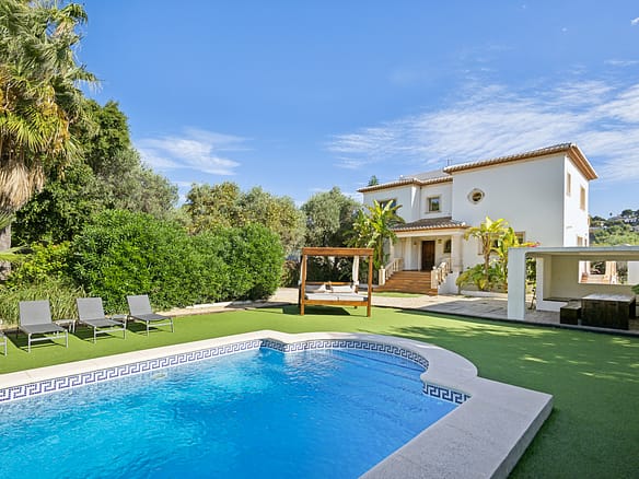 Exquisite Villa in Javea