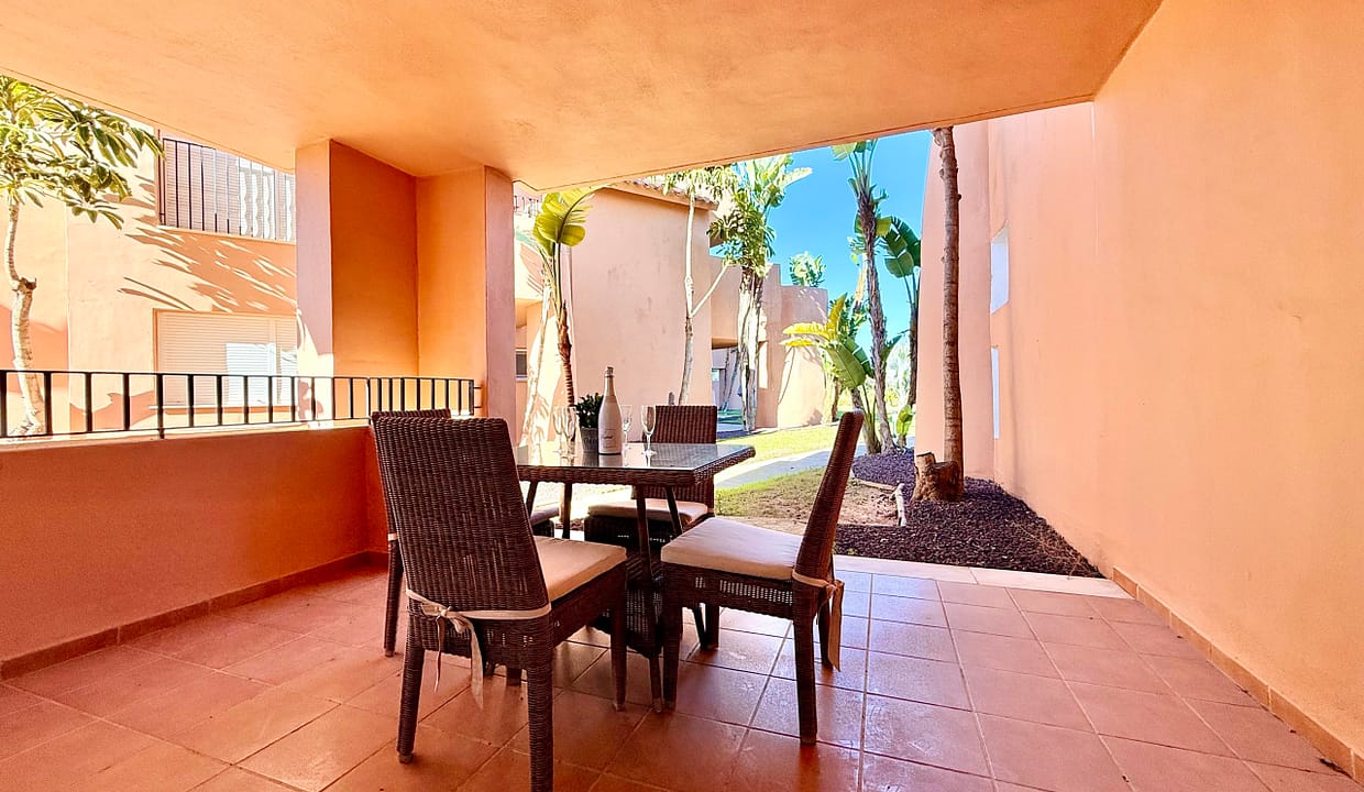lovely-1-bedroom-apartment-main-terrace-mar-menor-golf-resort-levante-properties-01-scaled