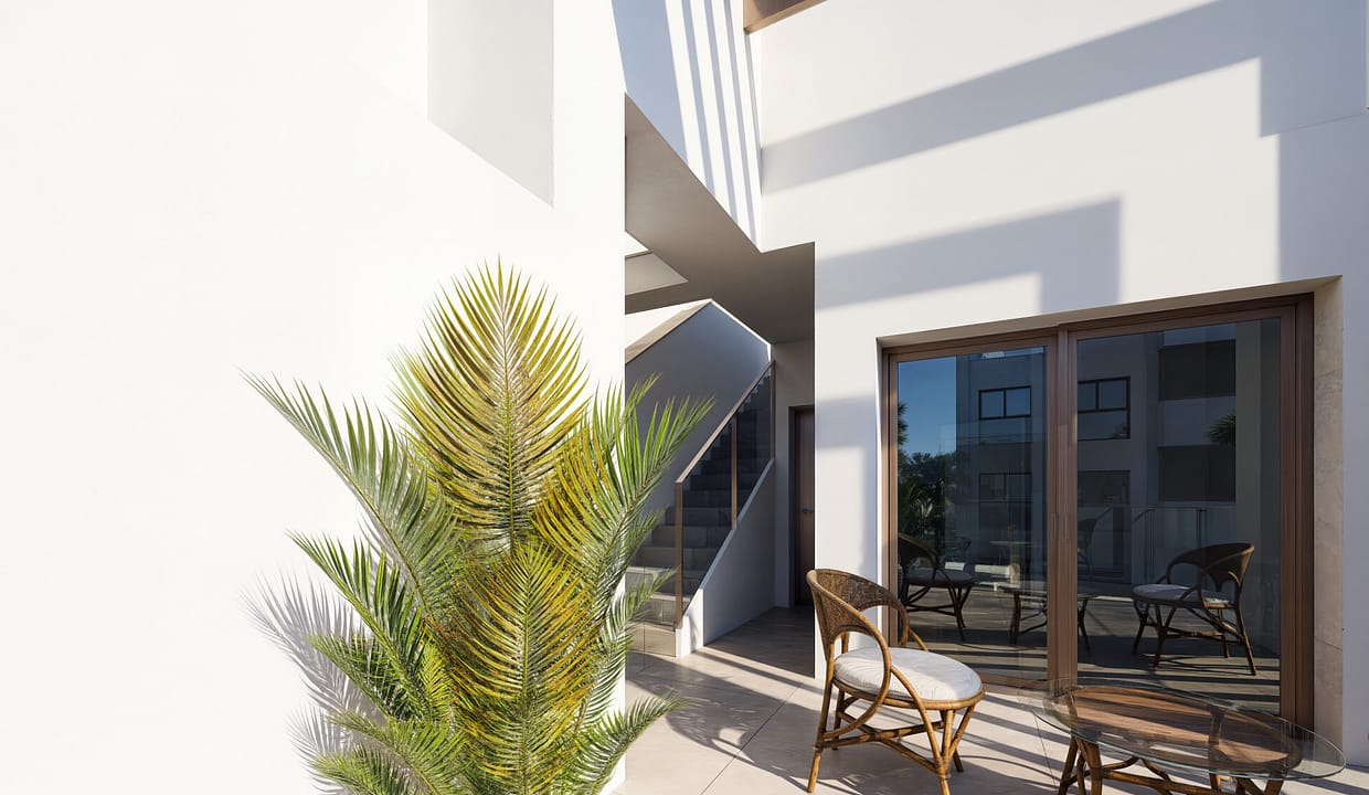 hh79676895-01-image-4