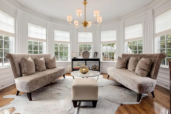 Inside a Delightful Greenwich Retreat