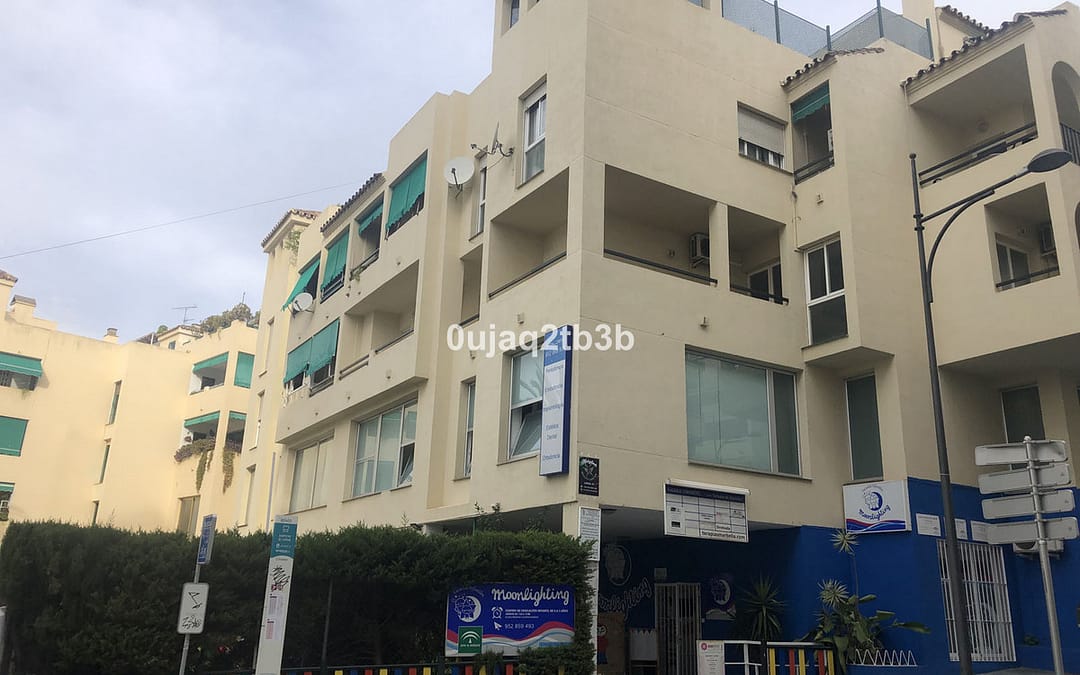 Top Floor Apartment – Marbella