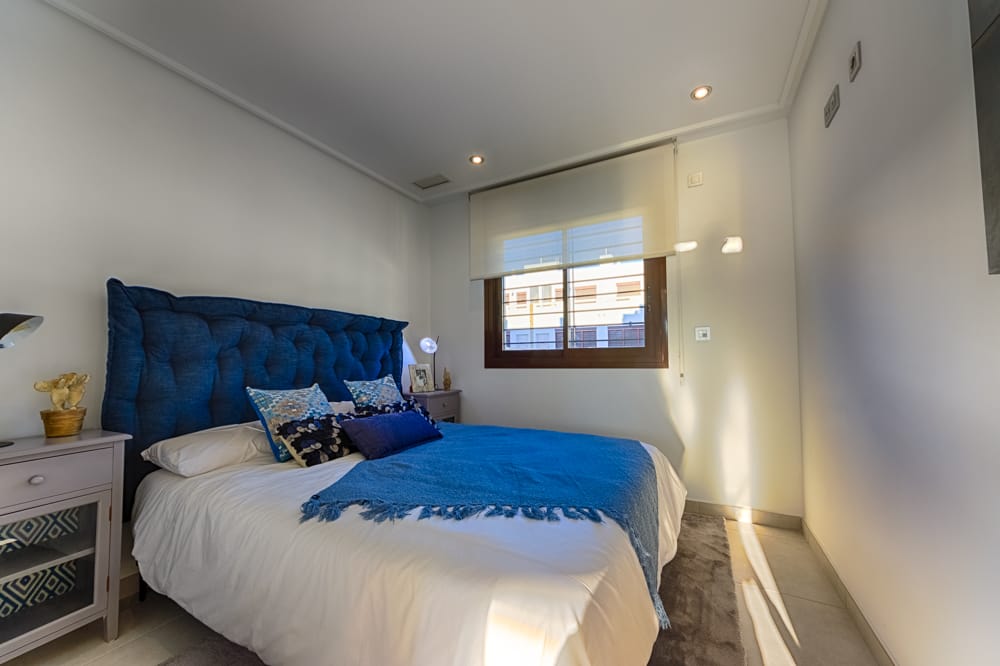 hh38832654-01-image-8