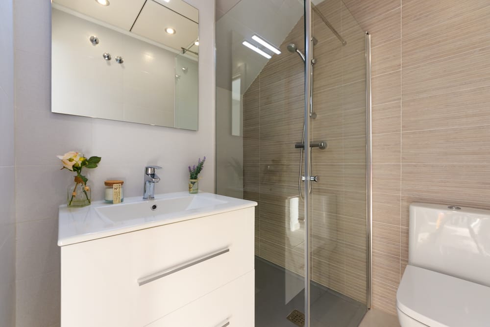 hh38832654-02-image-7