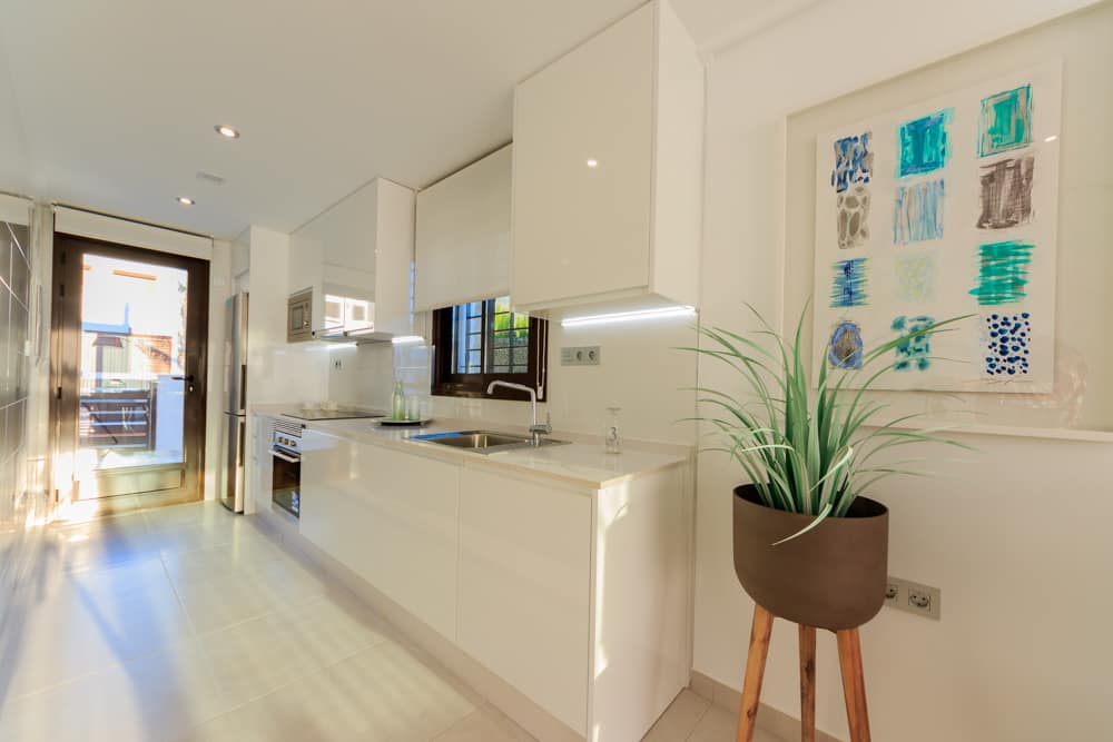 hh38832654-01-image-12