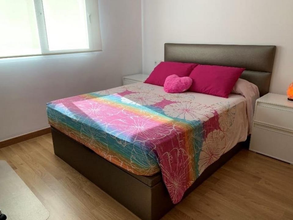 7aaa8d66-4100-4543-b26e-aea2ccaee09b