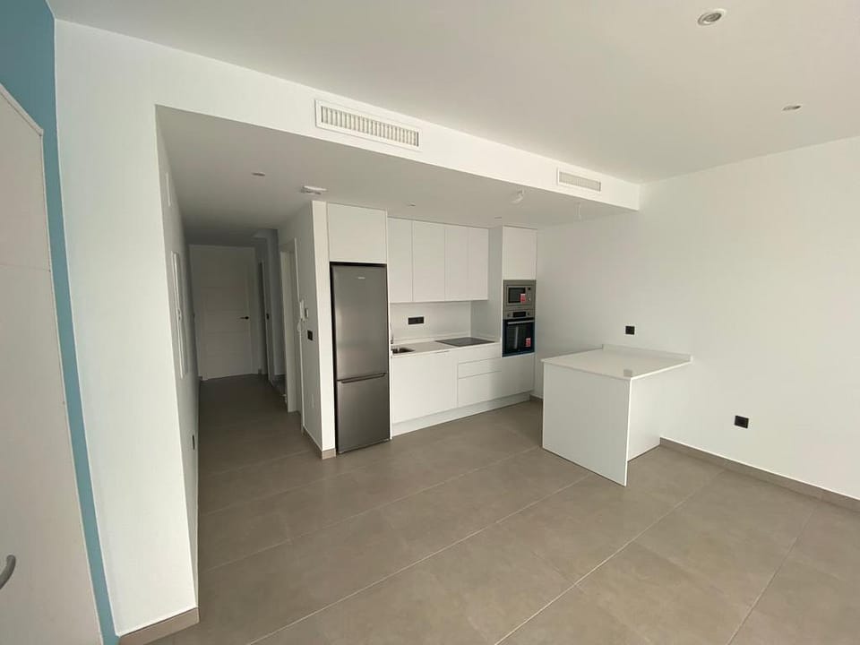 hh61330223-01-image-4