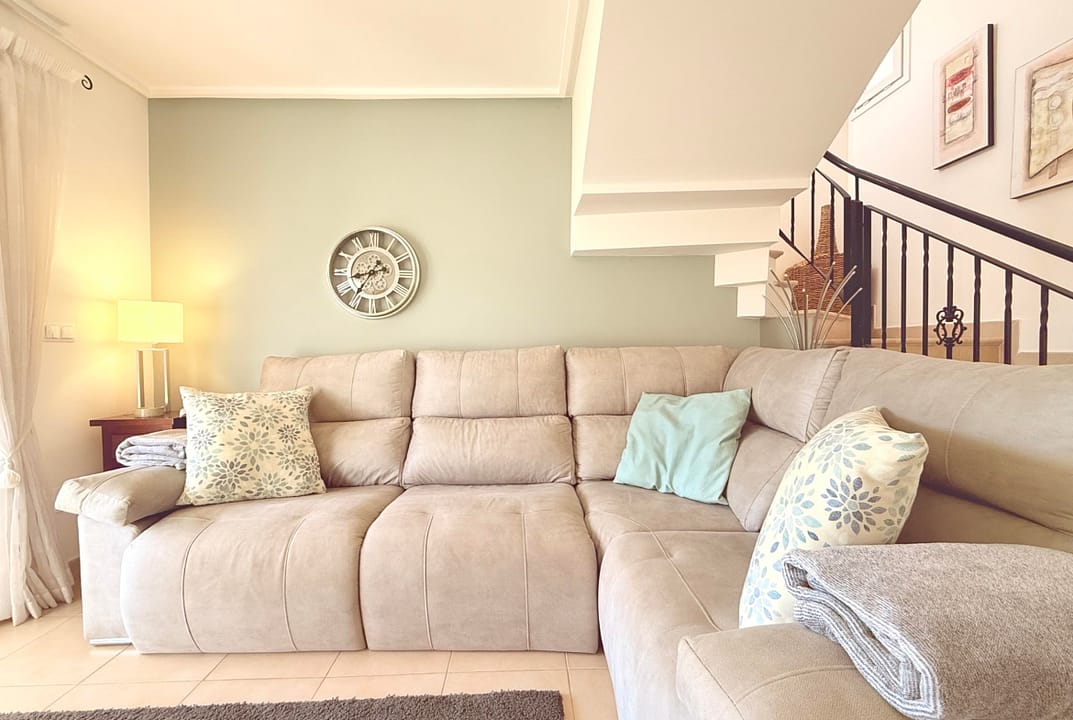 mar-menor-golf-resort-open-plan-living-area-isla-grosa-villa-levante-properties-07-1-1170x785