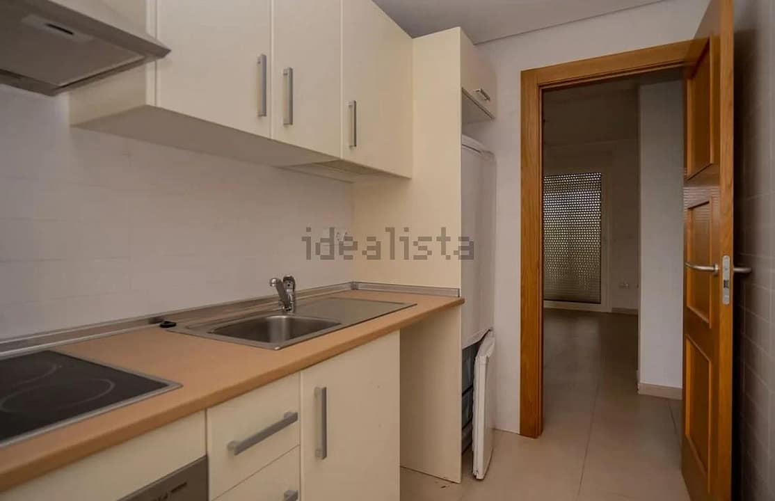 9b176ba7-df73-428a-baaf-3d0368f95733