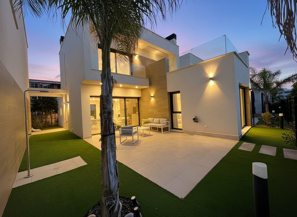 enhanced_sr010-image