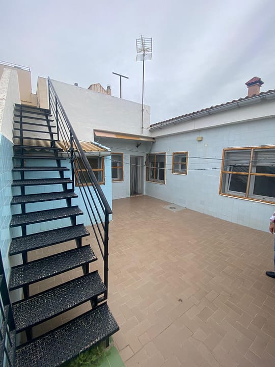 b7396a09-d7ca-4209-8c25-26fc221b9d73