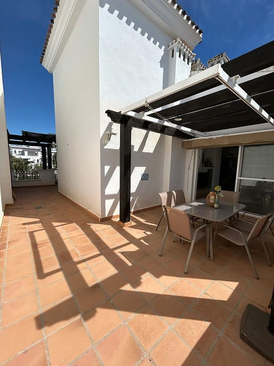 dcb73fb2-158c-4e84-8869-01a569a99094