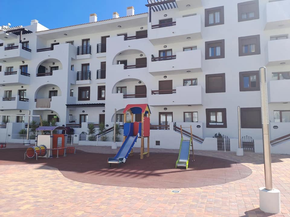 52973127-E_FACHADA_4_2