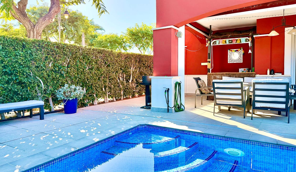 isla-grosa-villa-heated-pool-garden-mar-menor-golf-resort-07-scaled