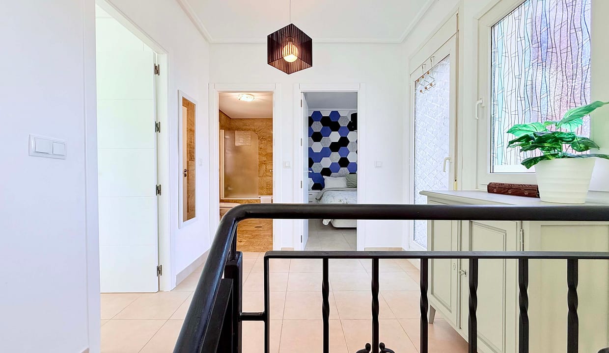 isla-grosa-villa-modern-bathrooms-mar-menor-golf-resort-01-scaled