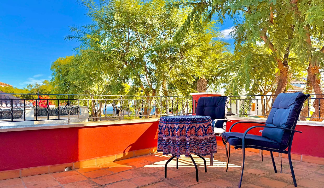 isla-grosa-villa-upper-terrace-solarium-mar-menor-golf-resort-01-scaled