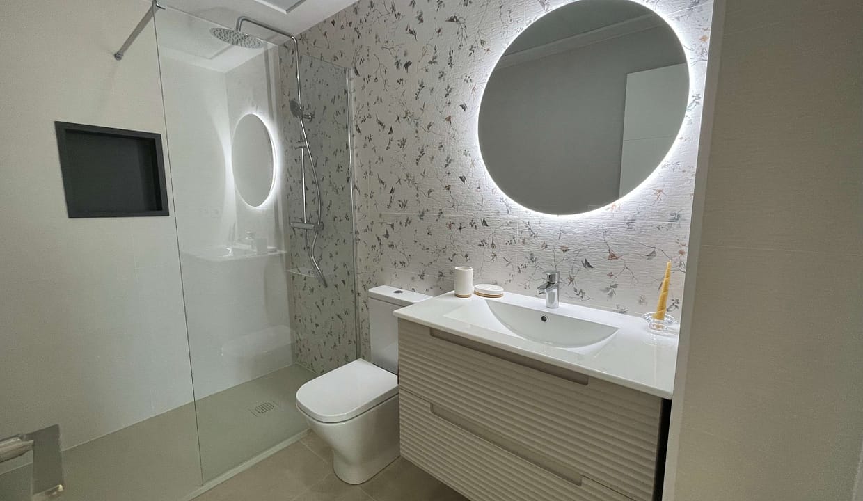 hh24380205-01-image-2