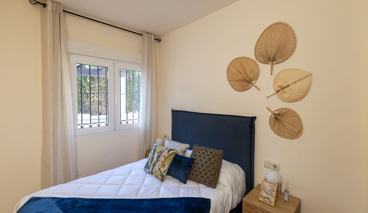 hh11470879-01-image-18