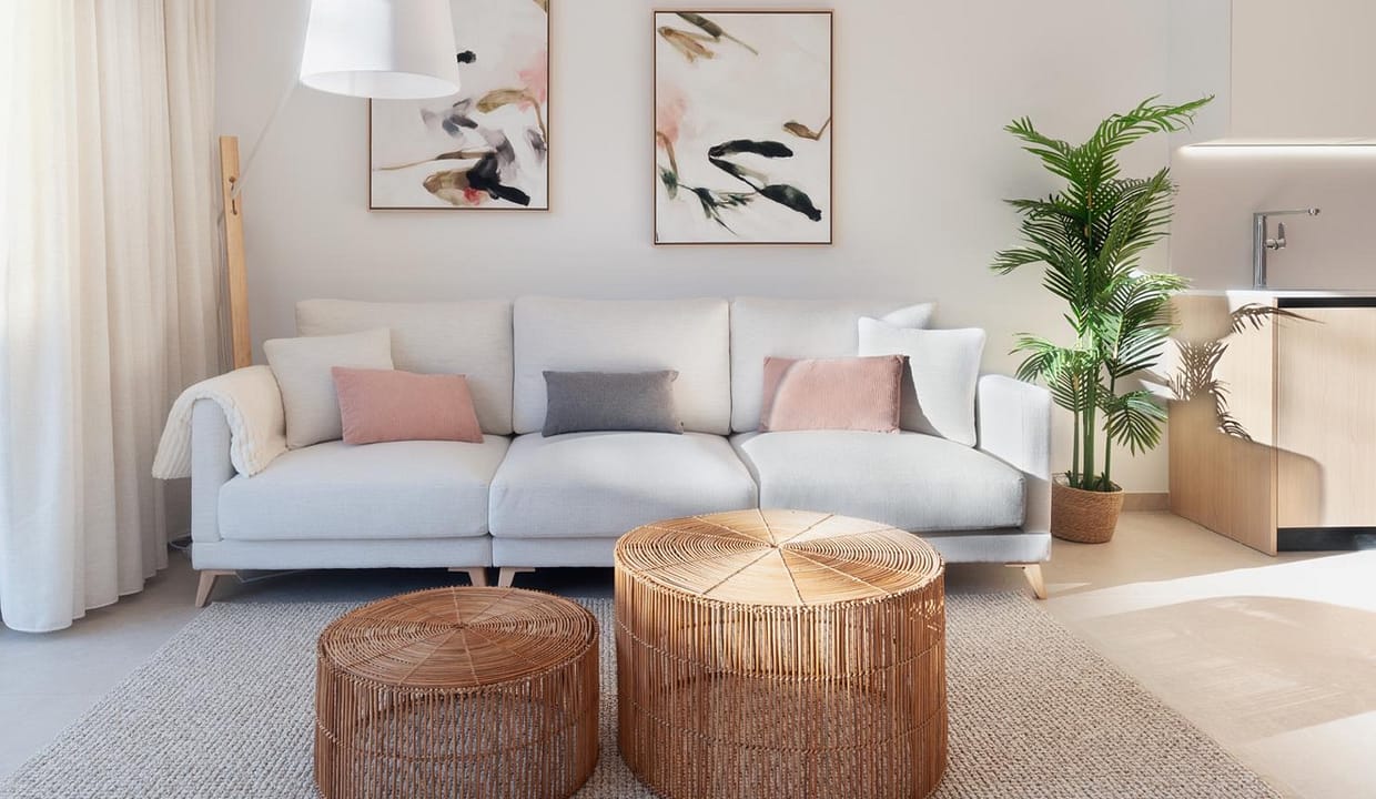 hh82940539-01-image-12