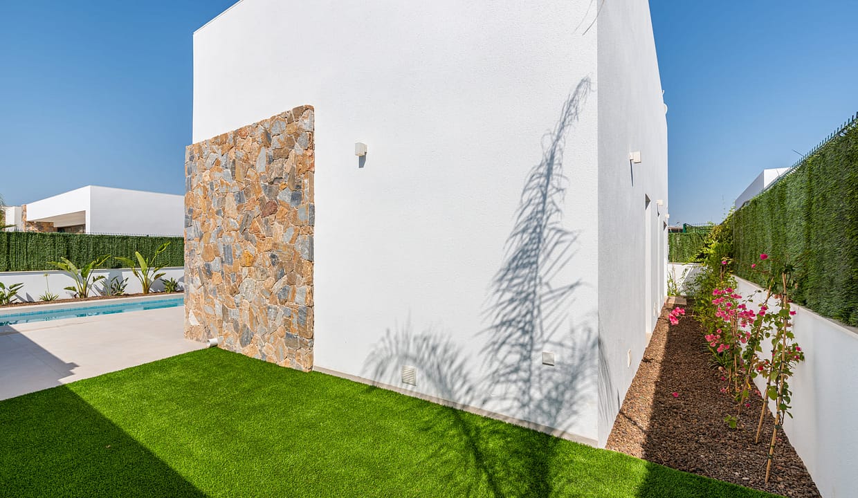 hh78014362-01-image-40