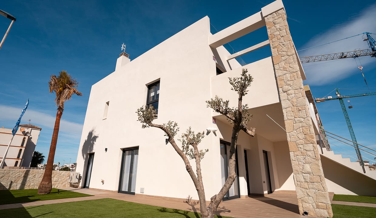 hh35092808-03-image-1