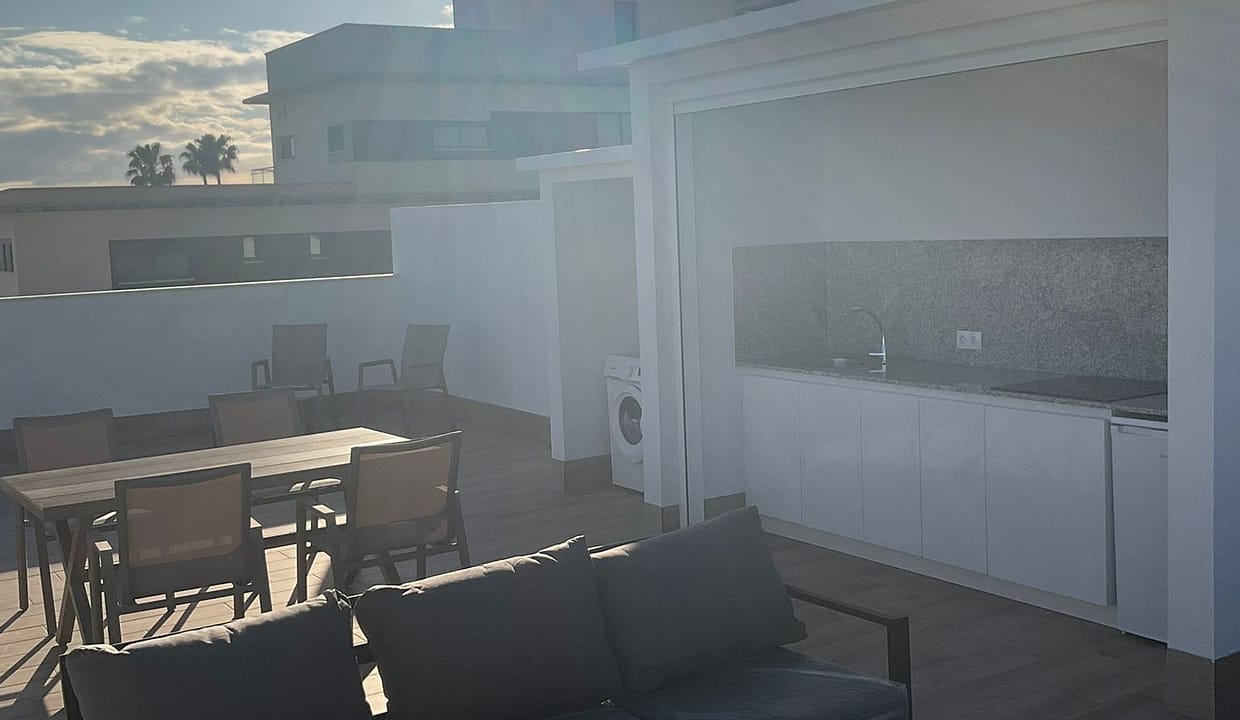 33380a18-0668-4166-98fe-599fa71608a9 (002)