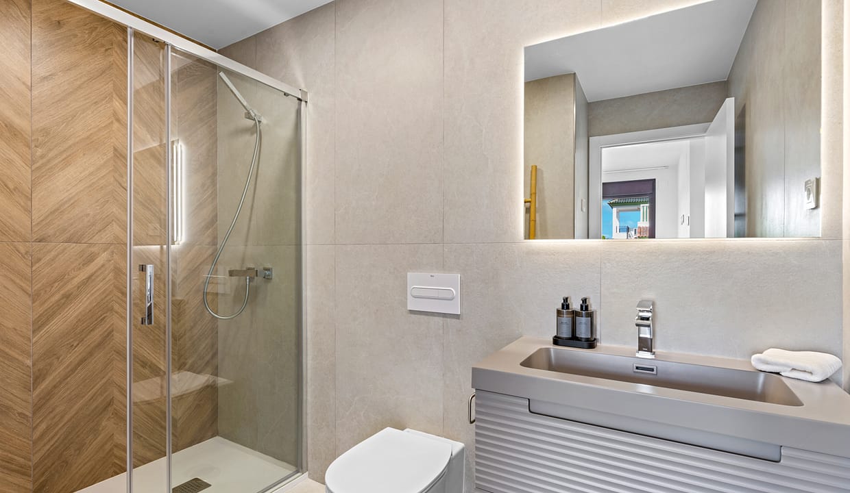 hh63389860-01-image-11