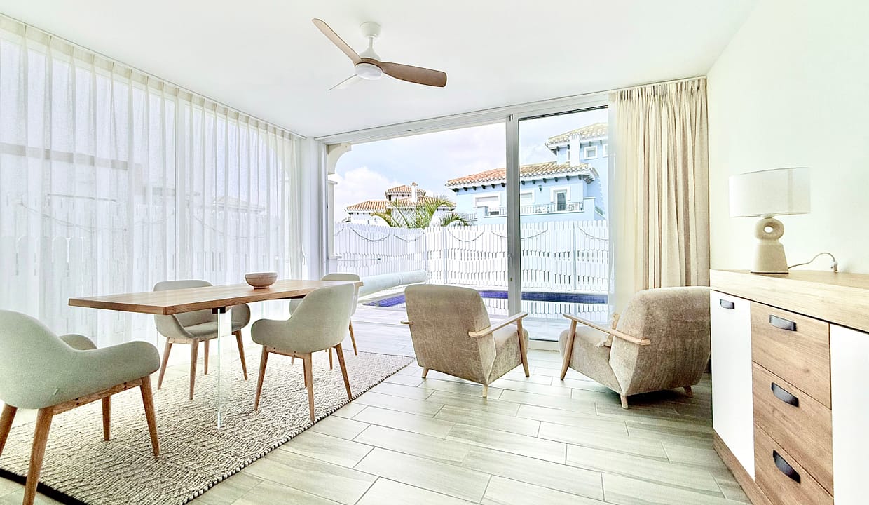 mar-menor-golf-resort-baron-villa-interior-terrace-levante-properties-02-scaled