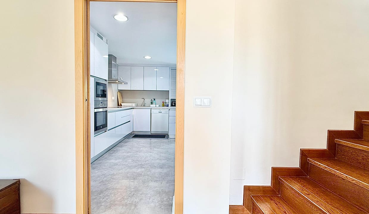 levante-properties-baron-villa-kitchen-modern-upgraded-mar-menor-golf-resort-05-scaled