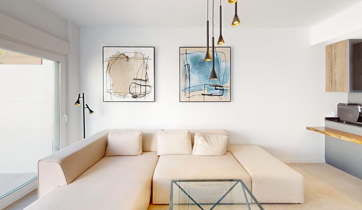 hh93230208-01-image-2