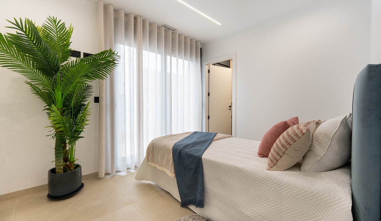 hh30892676-02-image-27