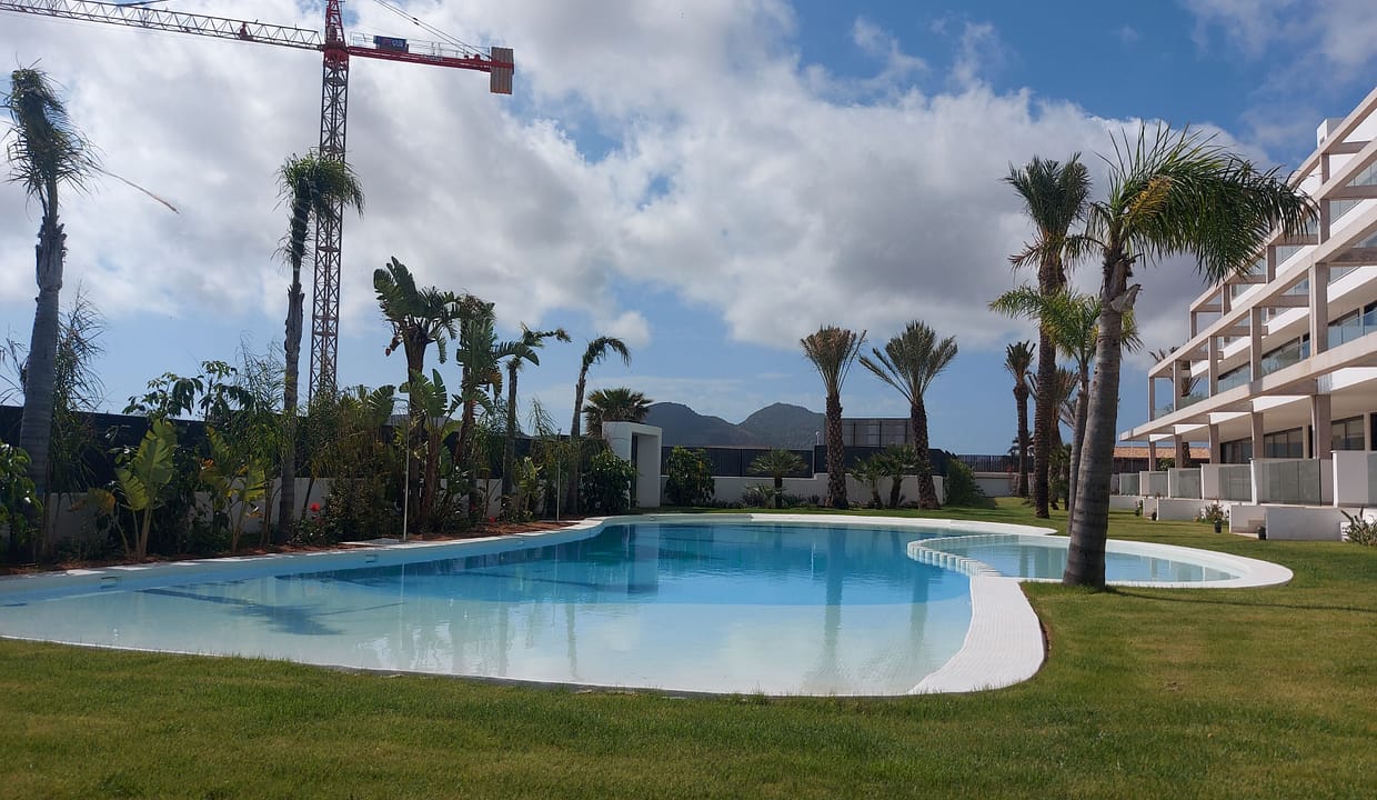 hh67925010-05-image-3