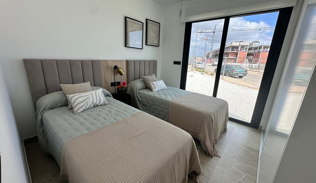 hh27415914-05-image-36