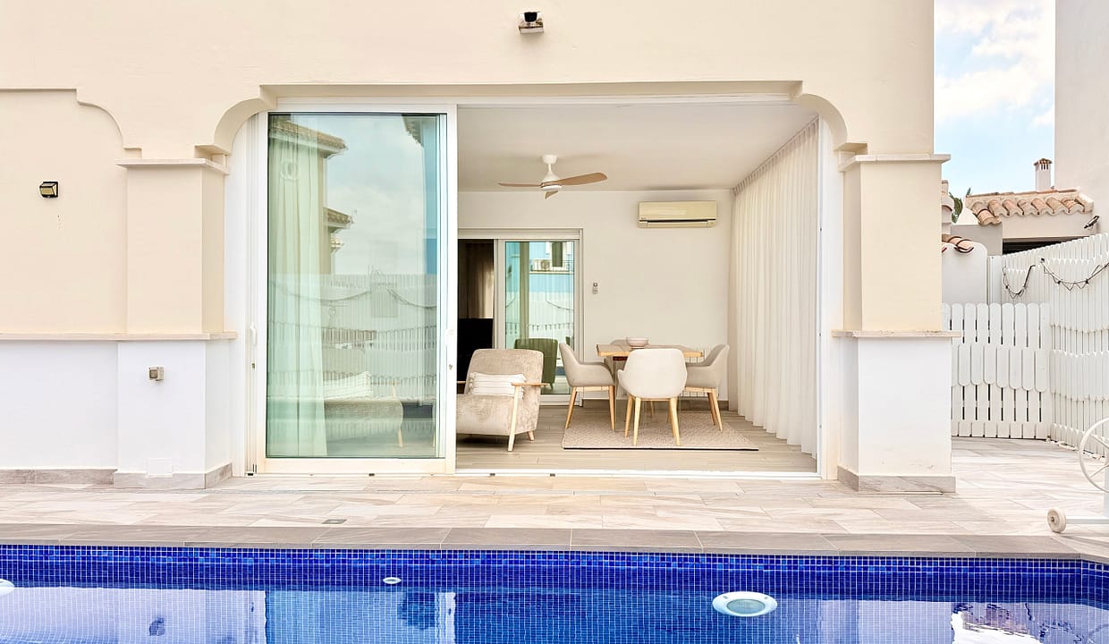 mar-menor-golf-resort-baron-villa-interior-terrace-levante-properties-01-scaled