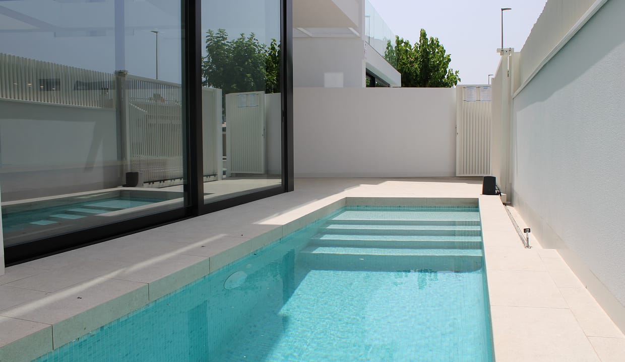 hh80182911-01-image-41