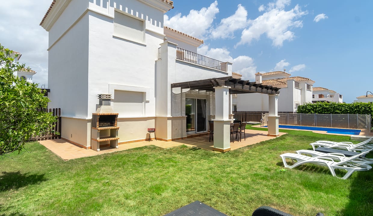 3 Bed, 3 Bath South Facing Enebro Villa For Sale - La Torre Golf Resort, Murcia 6