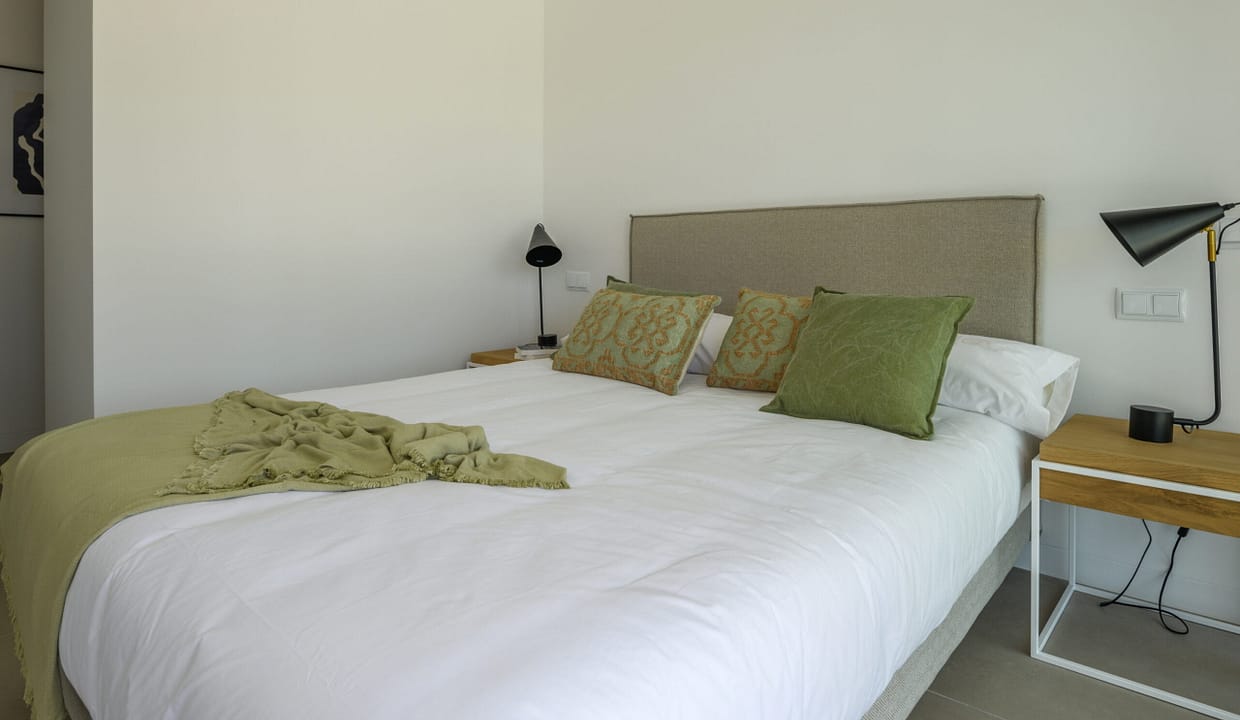 hh66980263-01-image-31